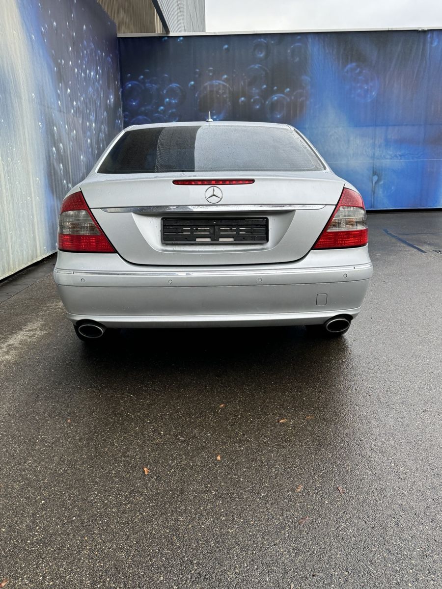 Mercedes-Benz Autos: Mercedes-Benz E-320 CDI – Gebraucht aus Winterthur von Siy_n6wc 2