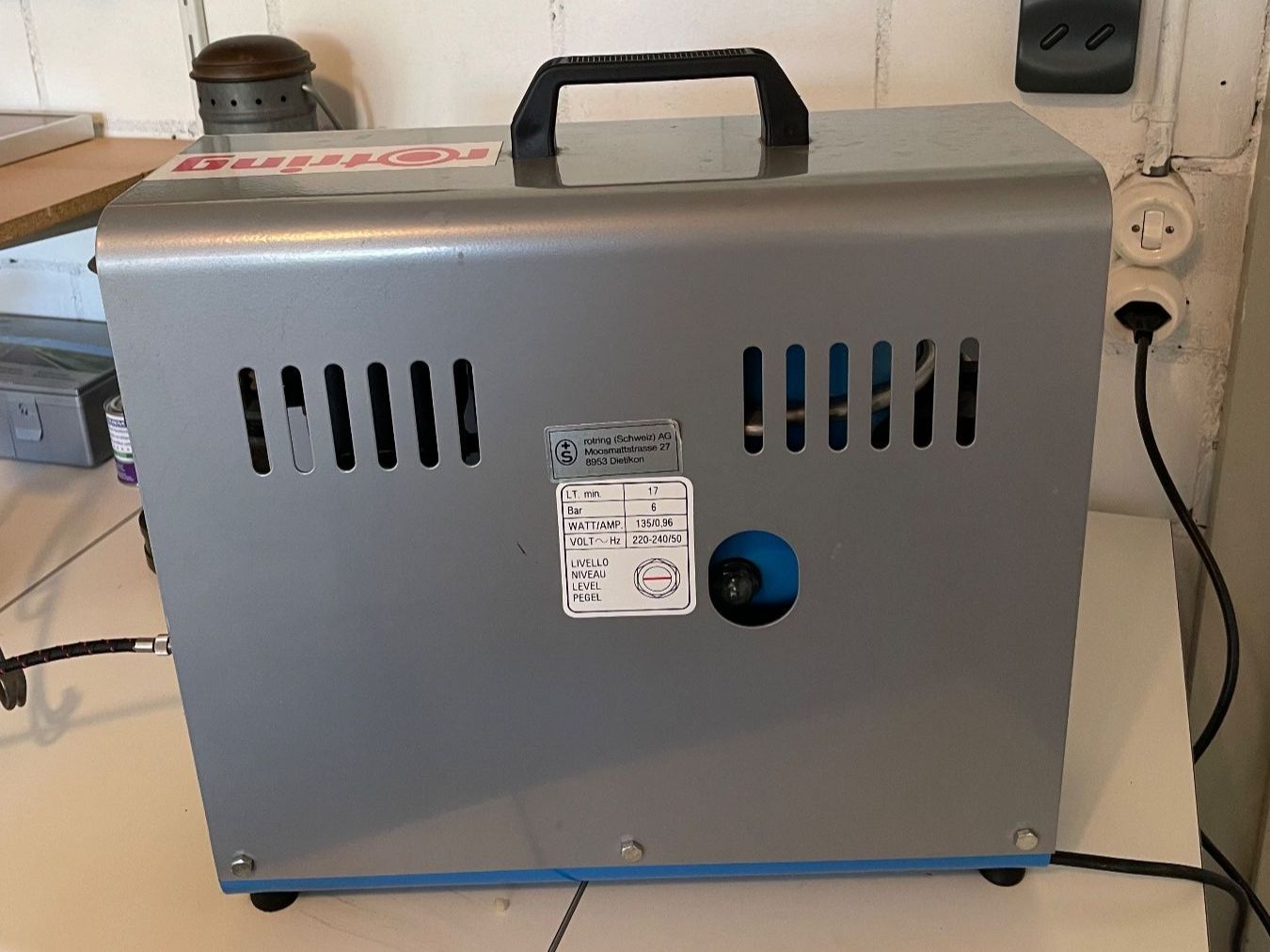 Rotring Compressori: Airbrush Kompressor Rotring – Usato da Emmetten venduto da Digicrack