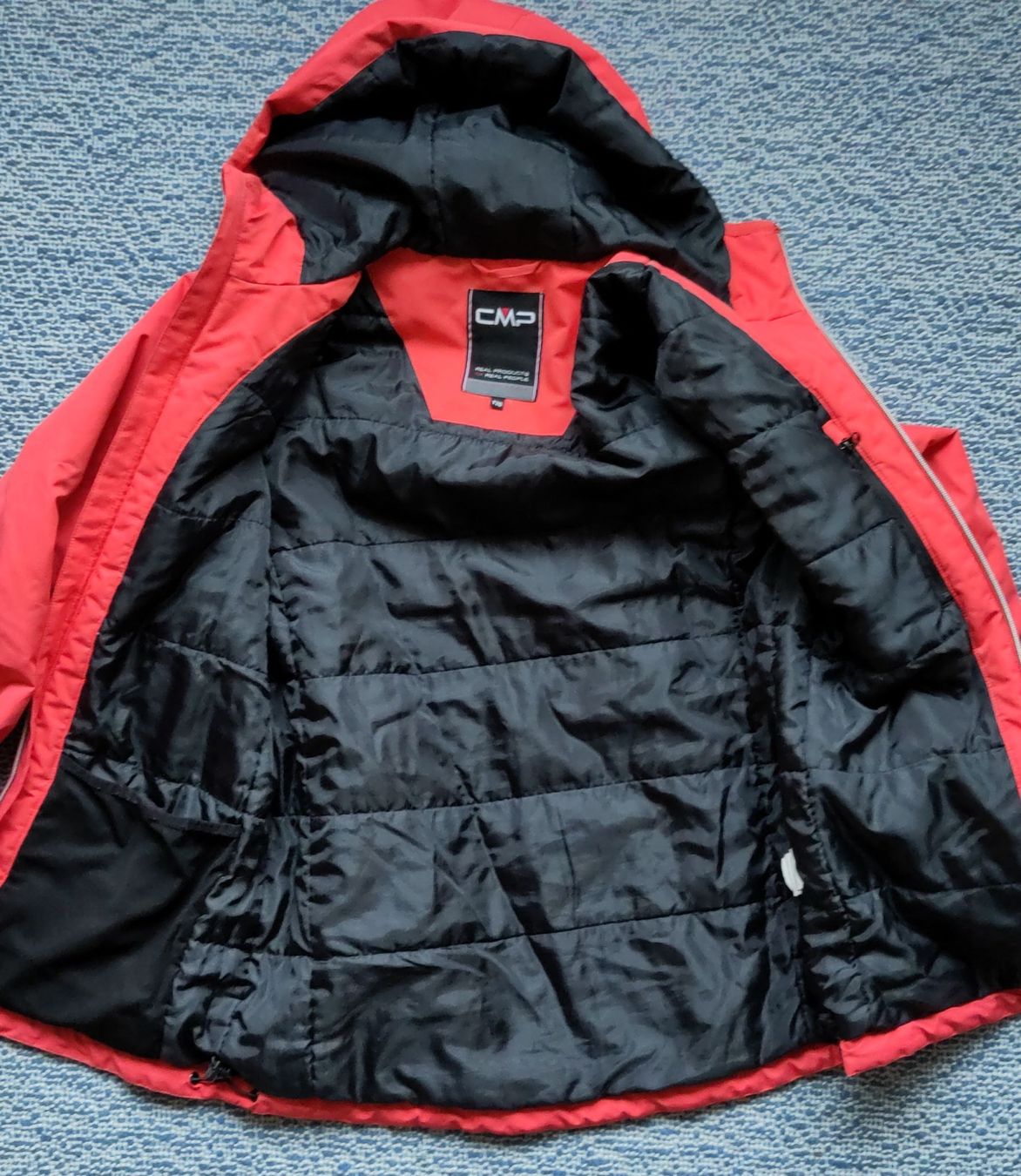 Jacken & Mäntel: CMP Children Red Ski Jacket - Warm Winter Jacket – Gebraucht aus Riehen von 2243