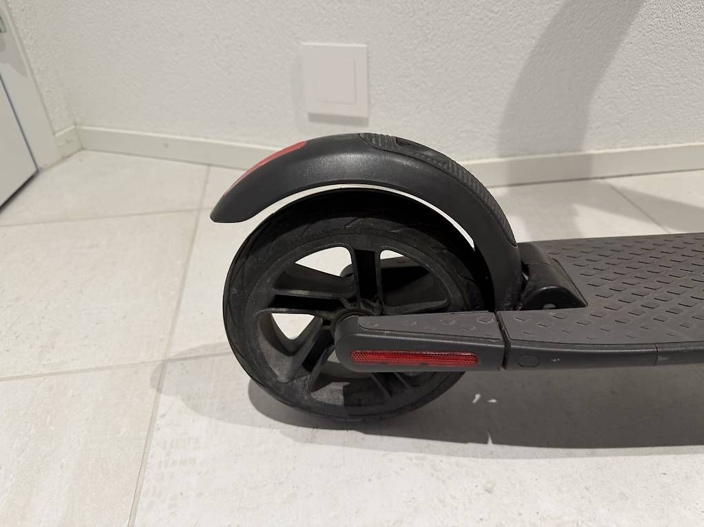 Segway Kickboard: Segway ES2 lite E Scooter – Usato da Winterthur venduto da Miraculix008 3