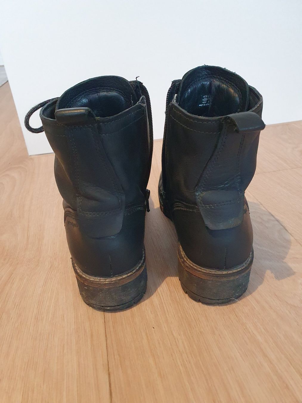 Ecco Scarpe da donna: Ecco Stiefeletten 37 Leder – Usato da Luzern venduto da ann_9hlh 2