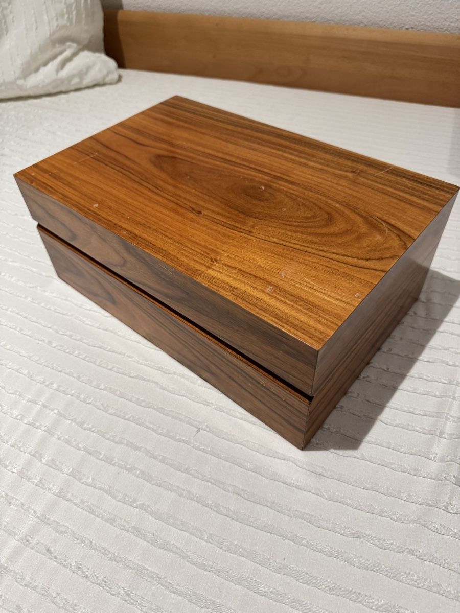 Davidoff Humidificateurs: Humidor original Davidoff, gross, schön – D'occasion à Safenwil par Corahund 1