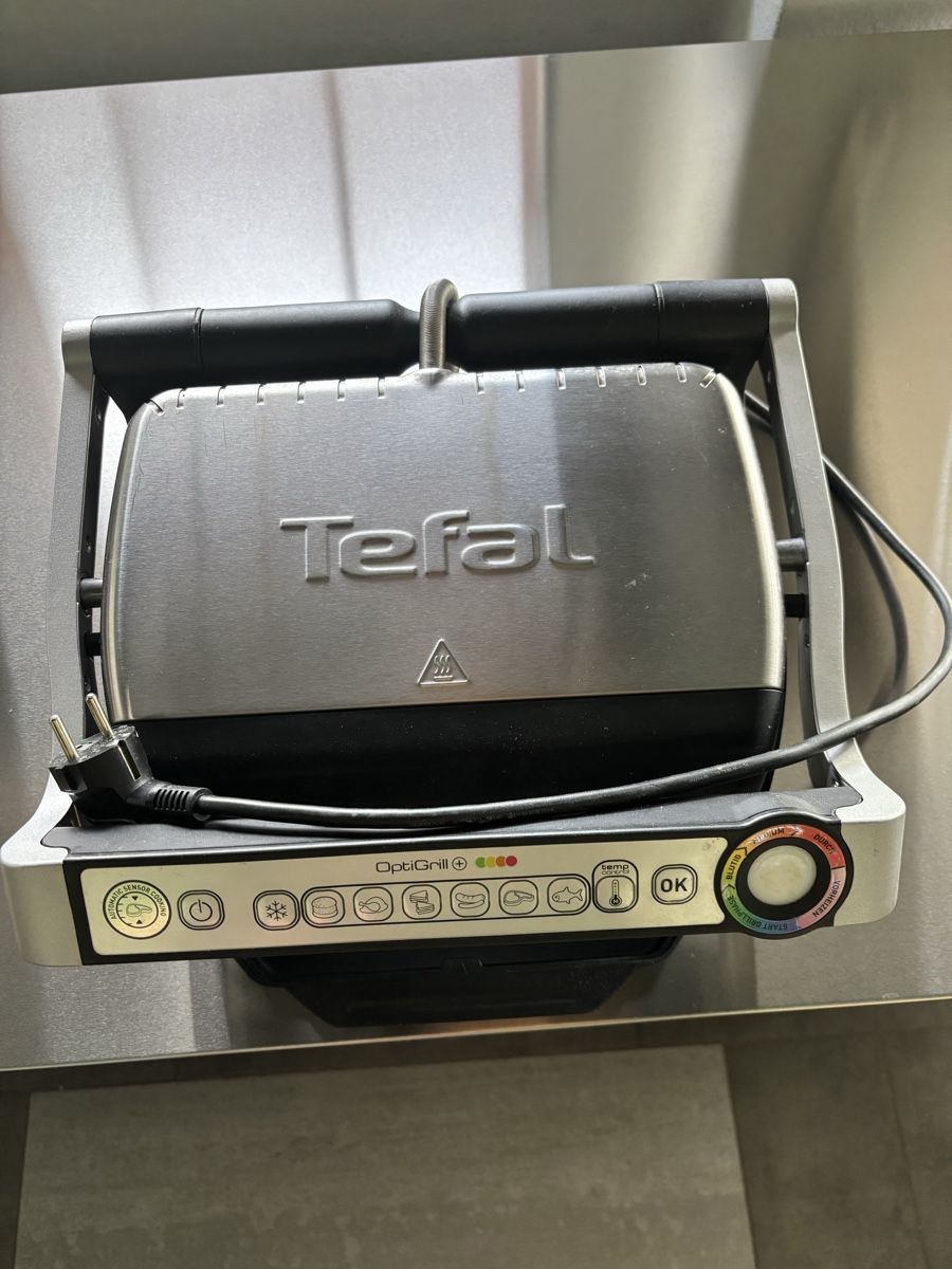 Griglie: Tefal OptiGrill+ - Der perfekte Kontaktgrill  – Usato da Salenstein venduto da Silly...0