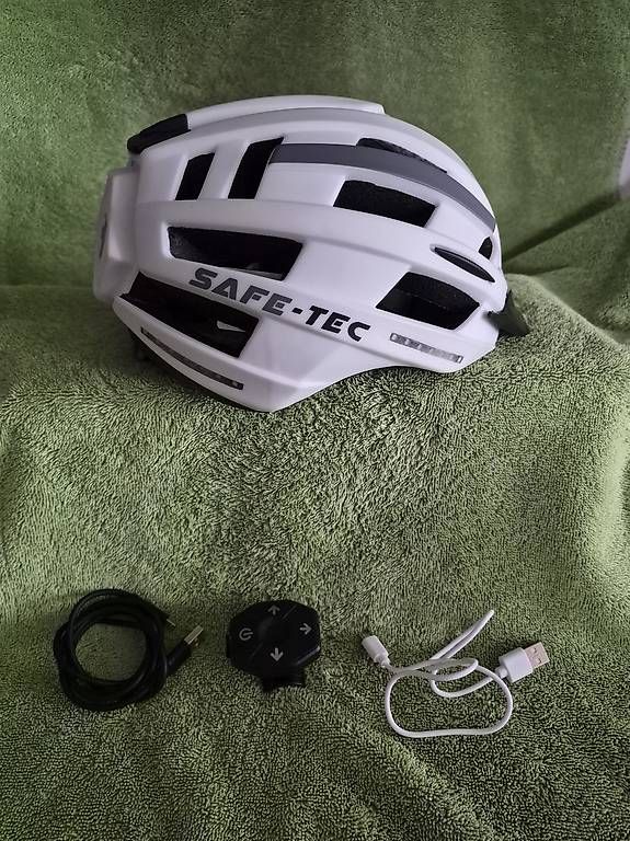 Caschi: Smart Velohelm Grösse M – Usato da Wilen b. Wollerau venduto da Wantok01 3