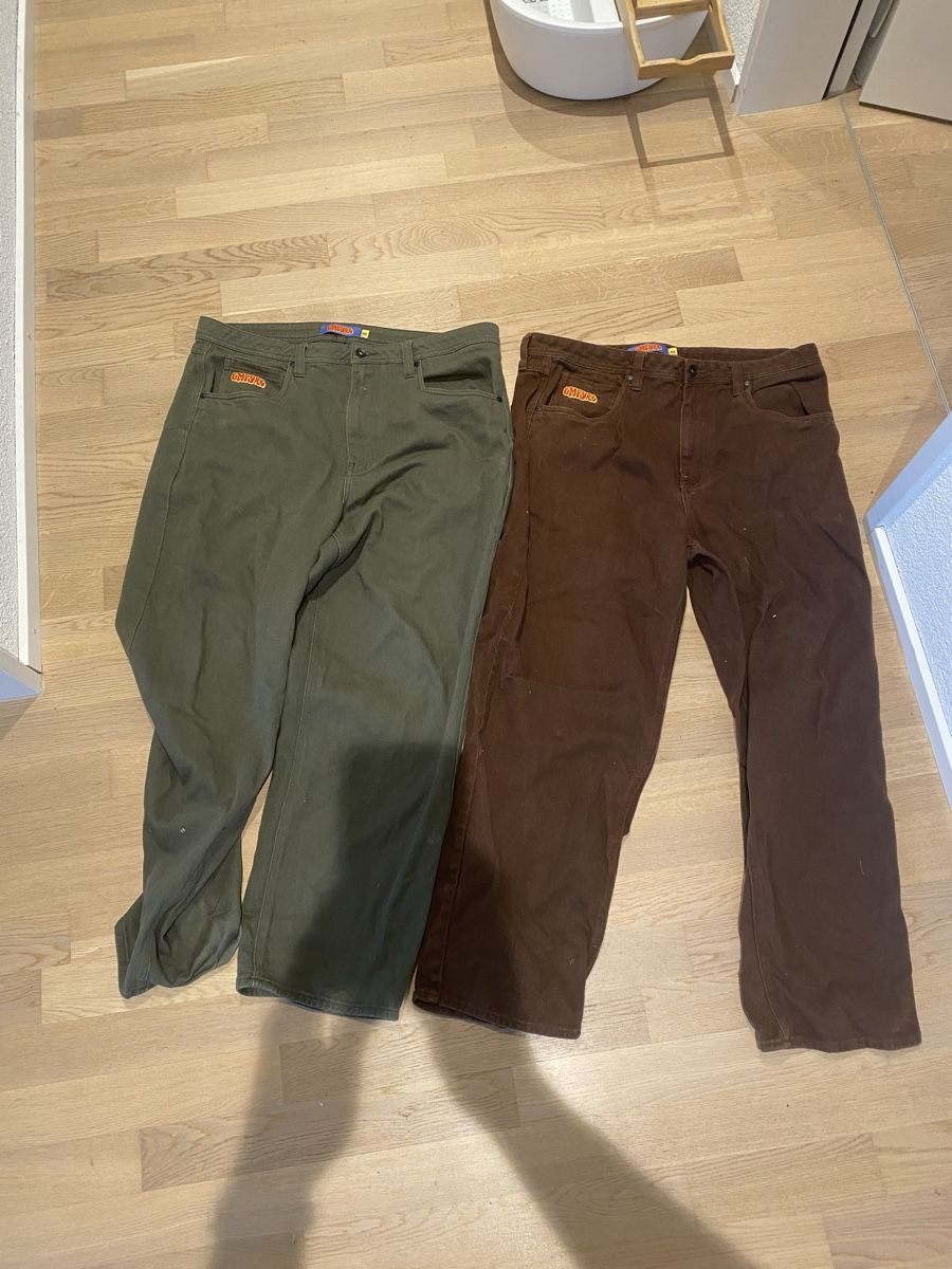 Pantaloni: Empyre Hosen – Usato da Solothurn venduto da lau_2psm