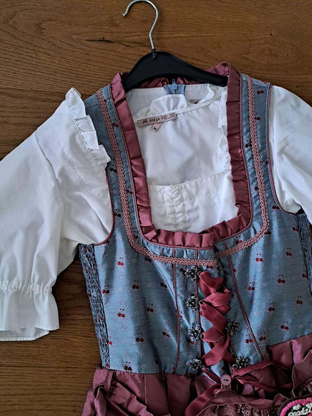 Anna Field Kleider: Dirndl Oktoberfest good state – Gebraucht aus Zürich von Idoia2 3