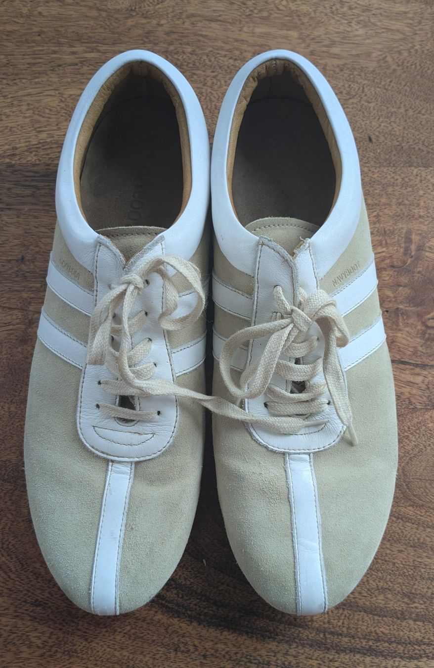 Scarpe da donna: Navyboot, Sneader, beige-weiss, Gr.41 – Usato da Zürich venduto da Rosensbach
