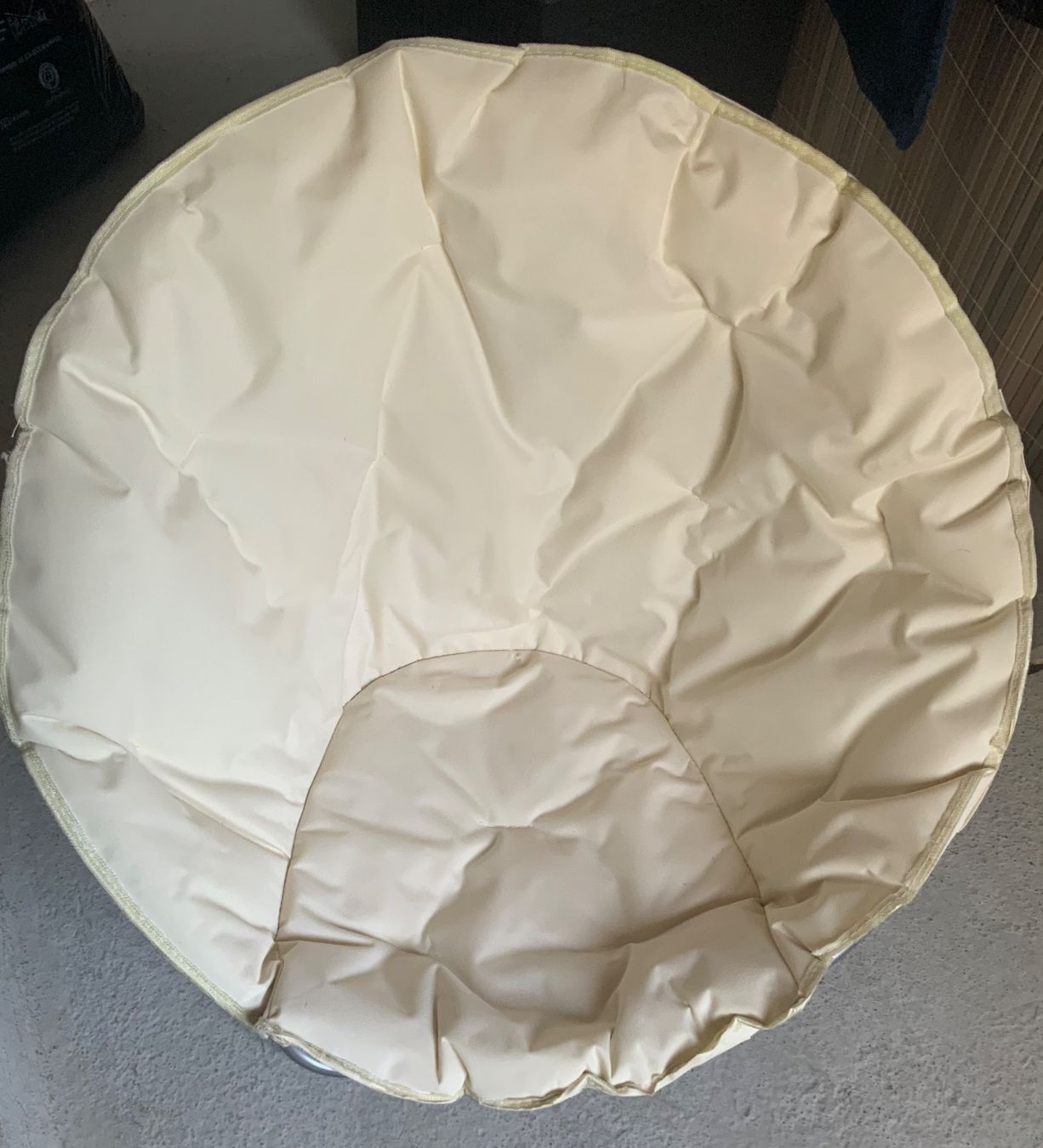 Sedie: Bakaji Moon Chair – Usato da Urdorf venduto da cic_snf8