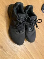 Nike LAUFSCHUHE Revolution