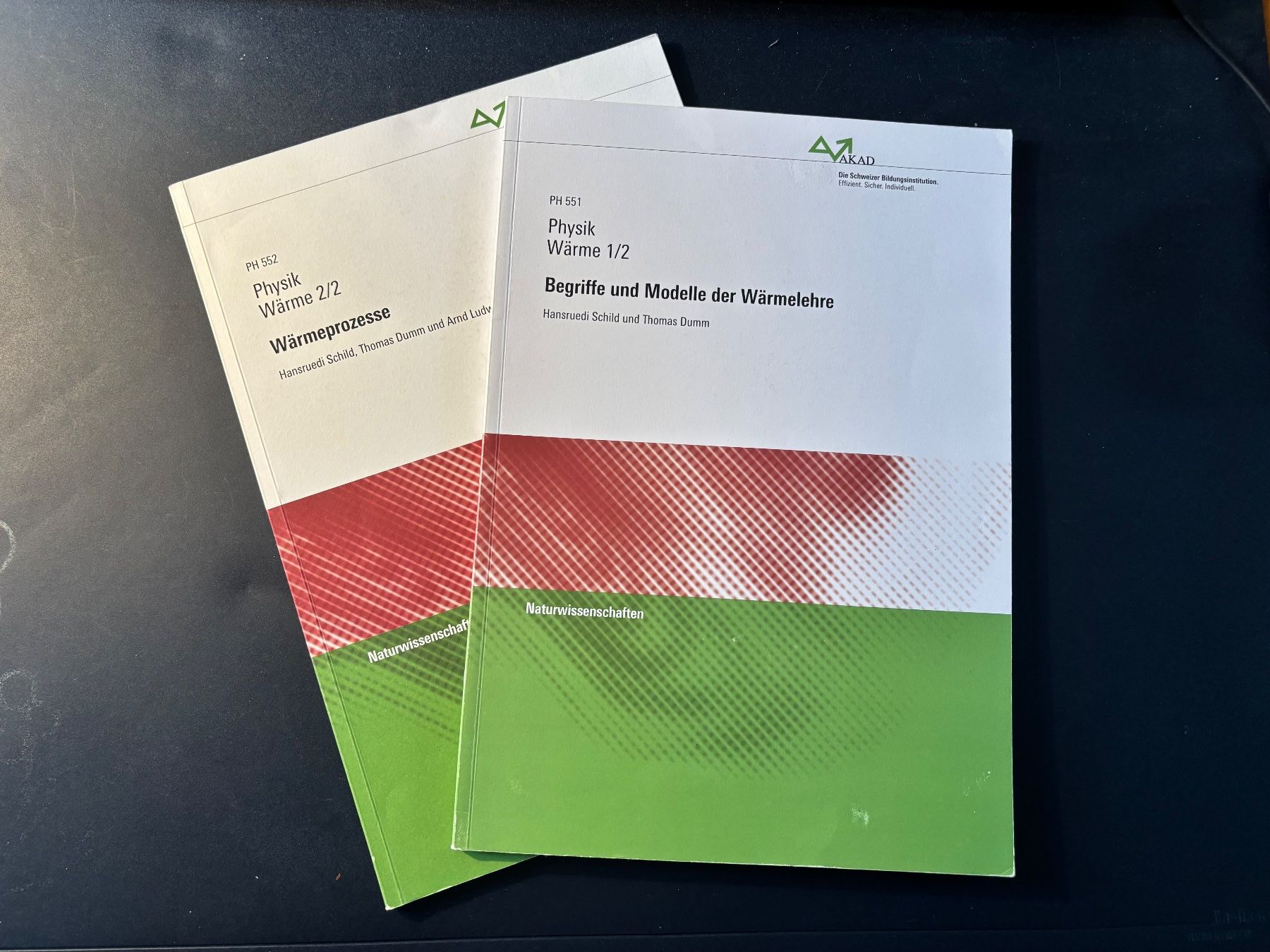 Libri: Akad Physik und Wärme 2/2 – Usato da Thalwil venduto da Msol