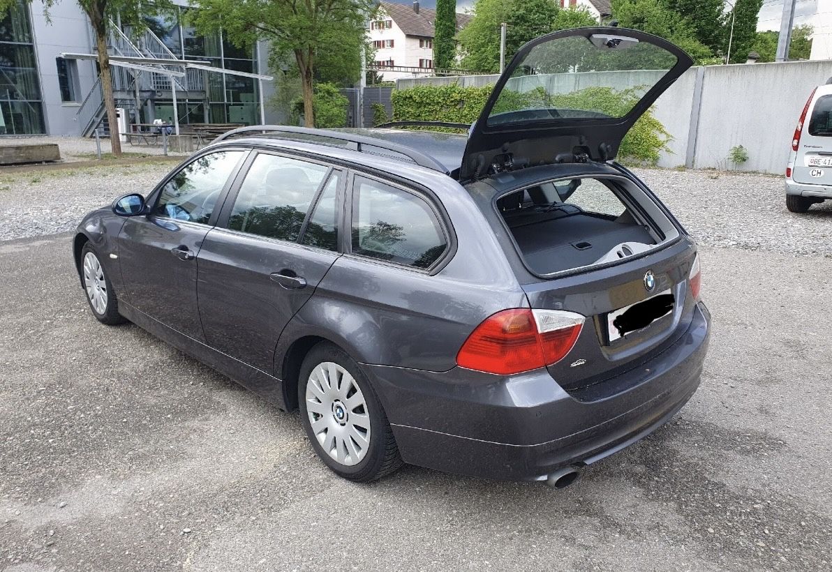 BMW Automobili: BMW E91 318i Ab 1 CHF – Usato da Pfungen venduto da FPRACING 1