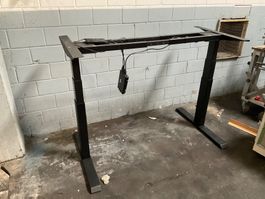 Tischgestell elekt. Höhenverstellbar
