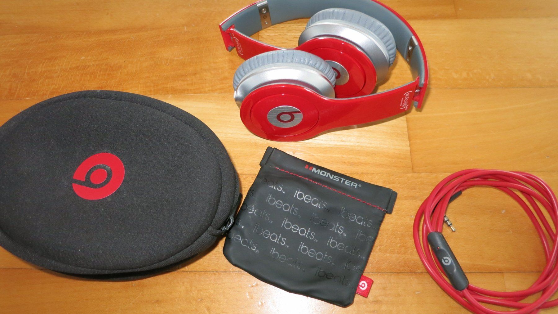 Beats Cuffie: Kopfhörer Beats by Dr. Dre Solo HD – Usato da Winznau venduto da Kohler1 3