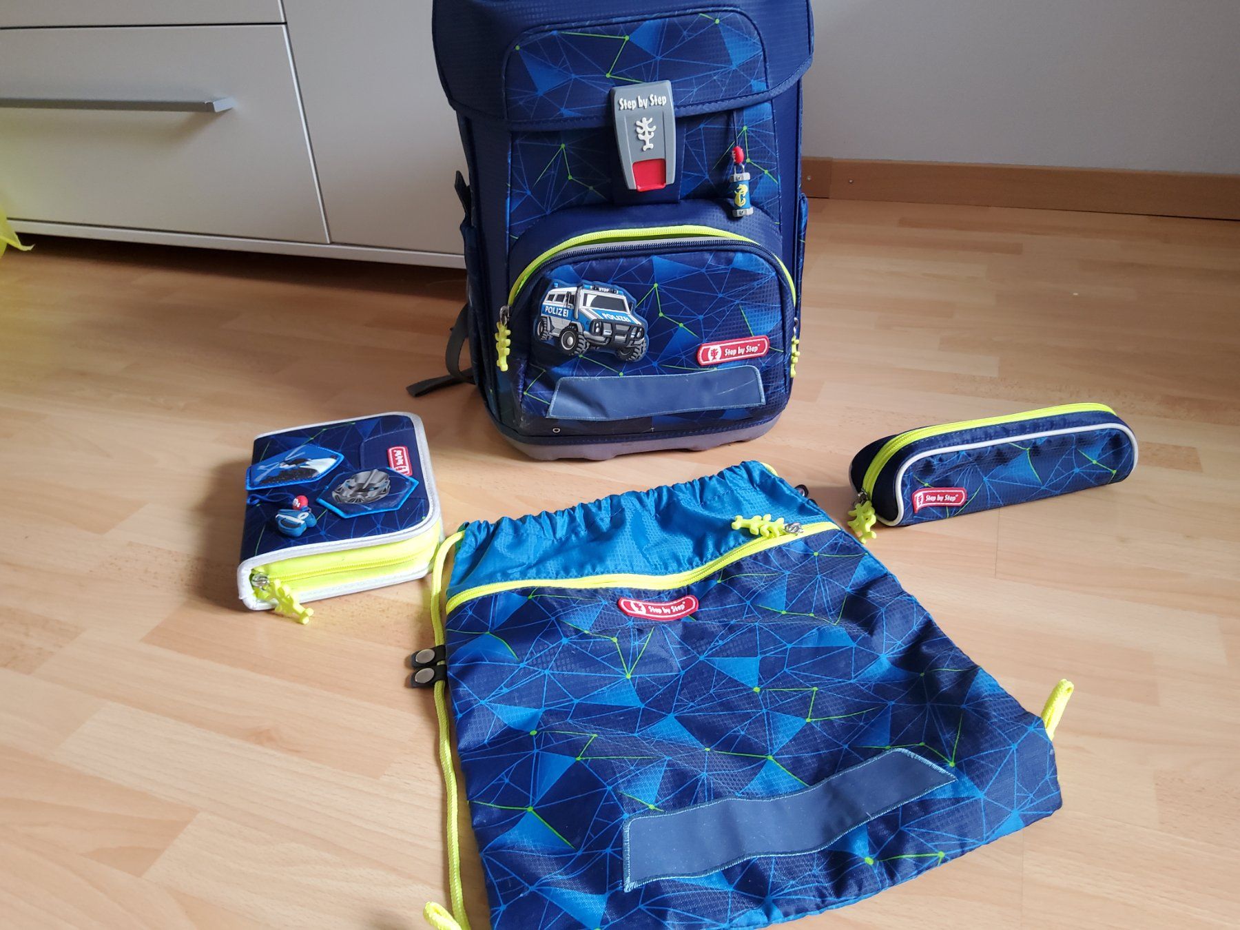 Step by Step Kindertaschen: Gebrauchtes Step by Step Schulranzen Set, Top Zustand! – Gebraucht aus Thayngen von RMHJ 5