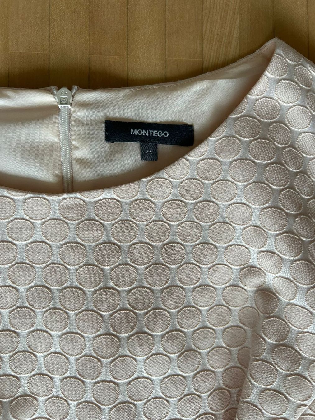 Vestiti: Kleid Hellrosa A-Linie von Montego, Gr. 44 – Usato da Wädenswil venduto da coconut1289 9