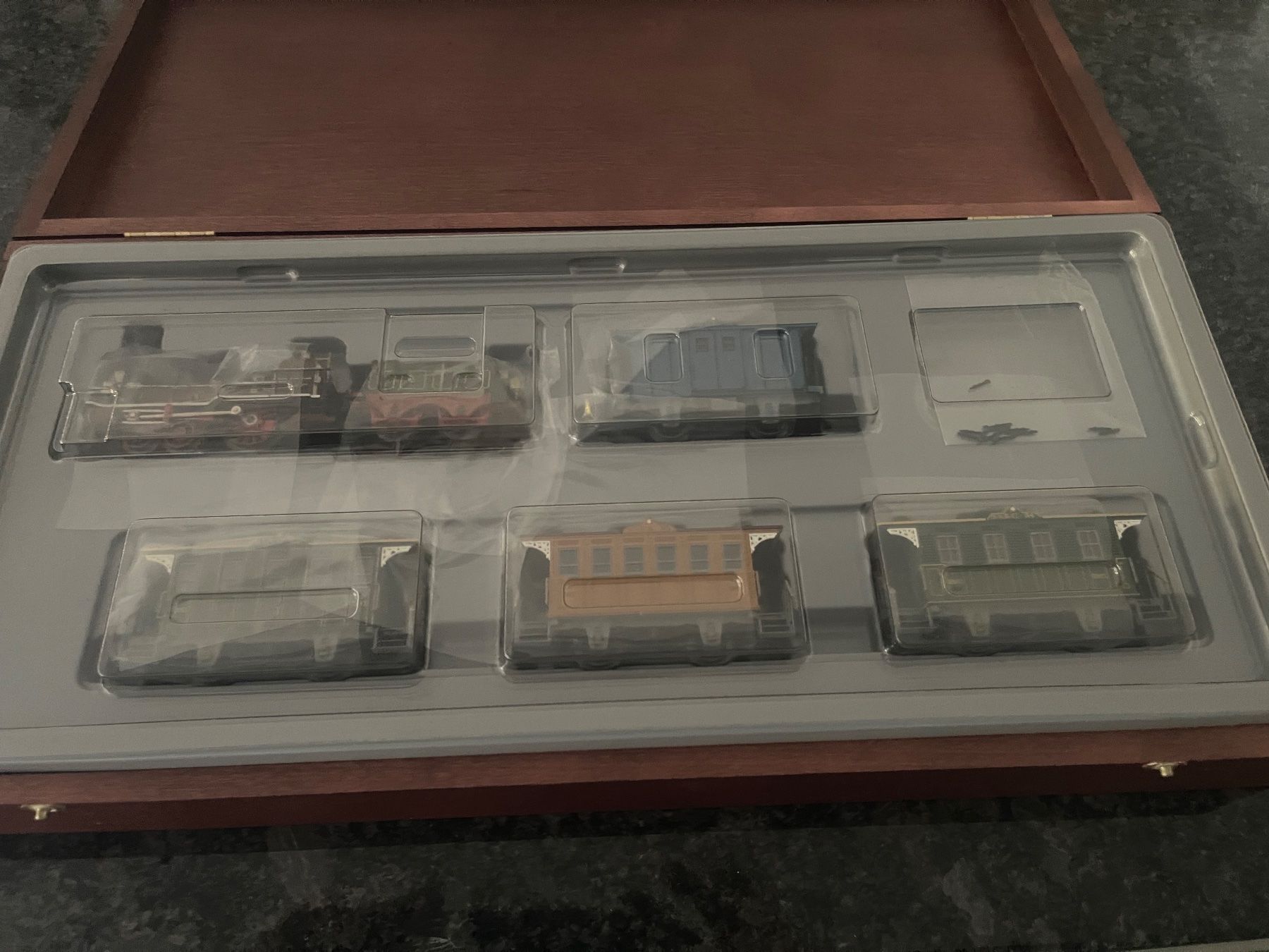 Märklin Modelleisenbahnen: Historischer Personenzug Aare – Neu (gemäss Beschreibung) aus Matzendorf von scbern08