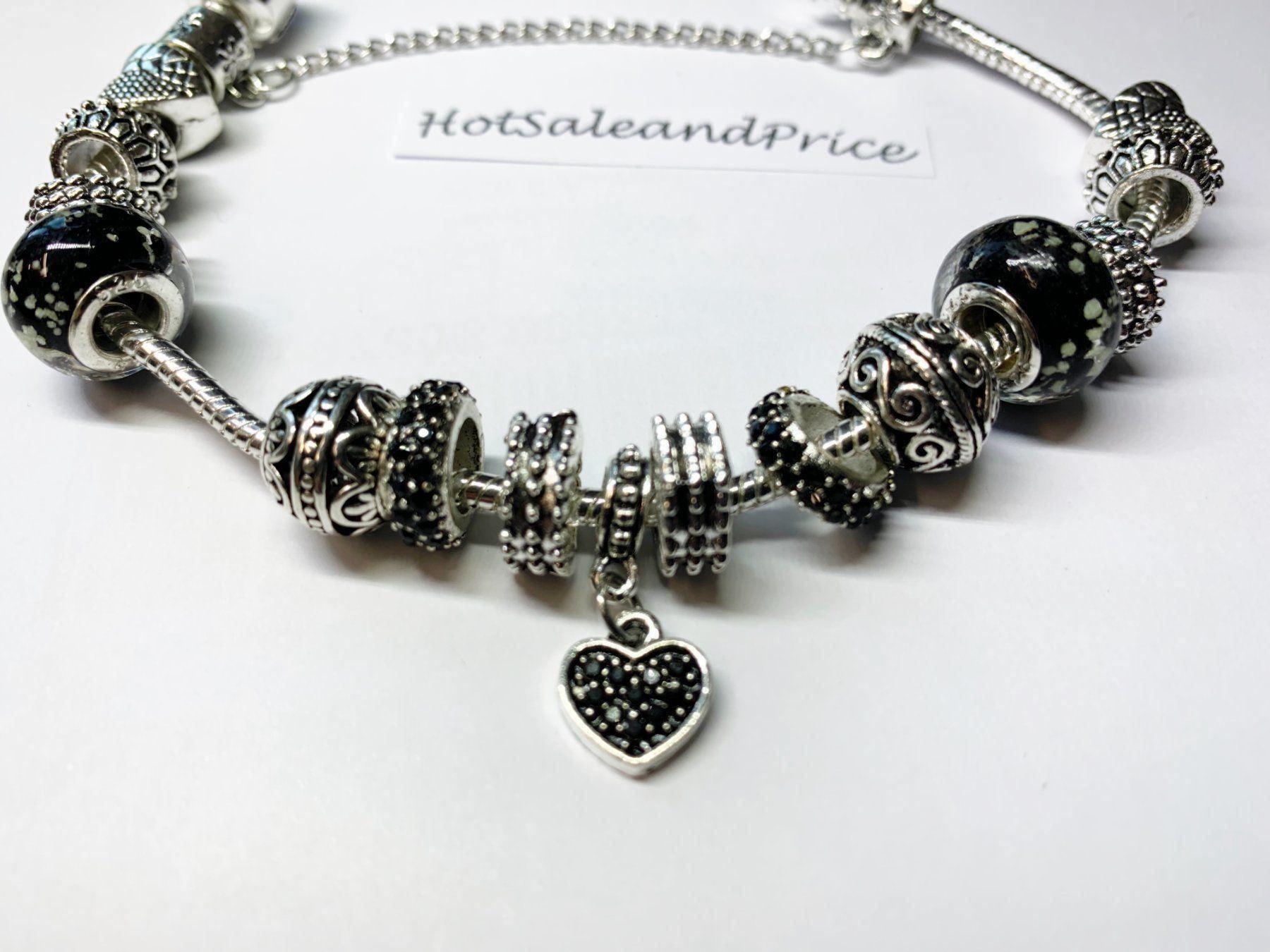 Bracciali & Braccialetti: Charms Armband,  mit Herzen usw – Nuovo e nell'imballaggio originale da Courlevon venduto da HotSaleandPrice 5