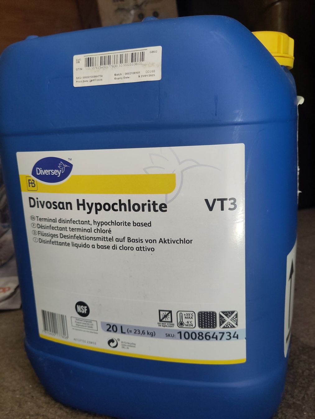 Accessori per altri veicoli: Hypochlorite Divosan Desinfektion 20l + 15l – Usato da Studen SZ venduto da cith 1