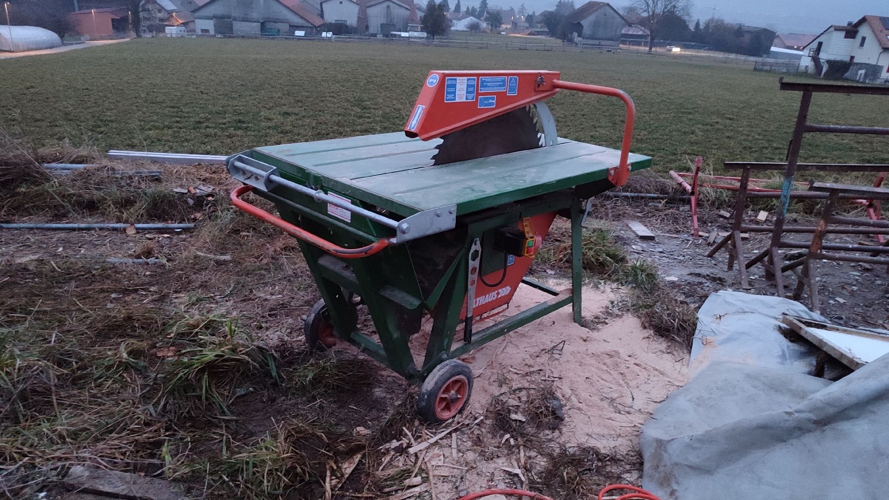 Posch Scies: scie posch circulaire bois de feu  – D'occasion à Ménières par Atelier230 4