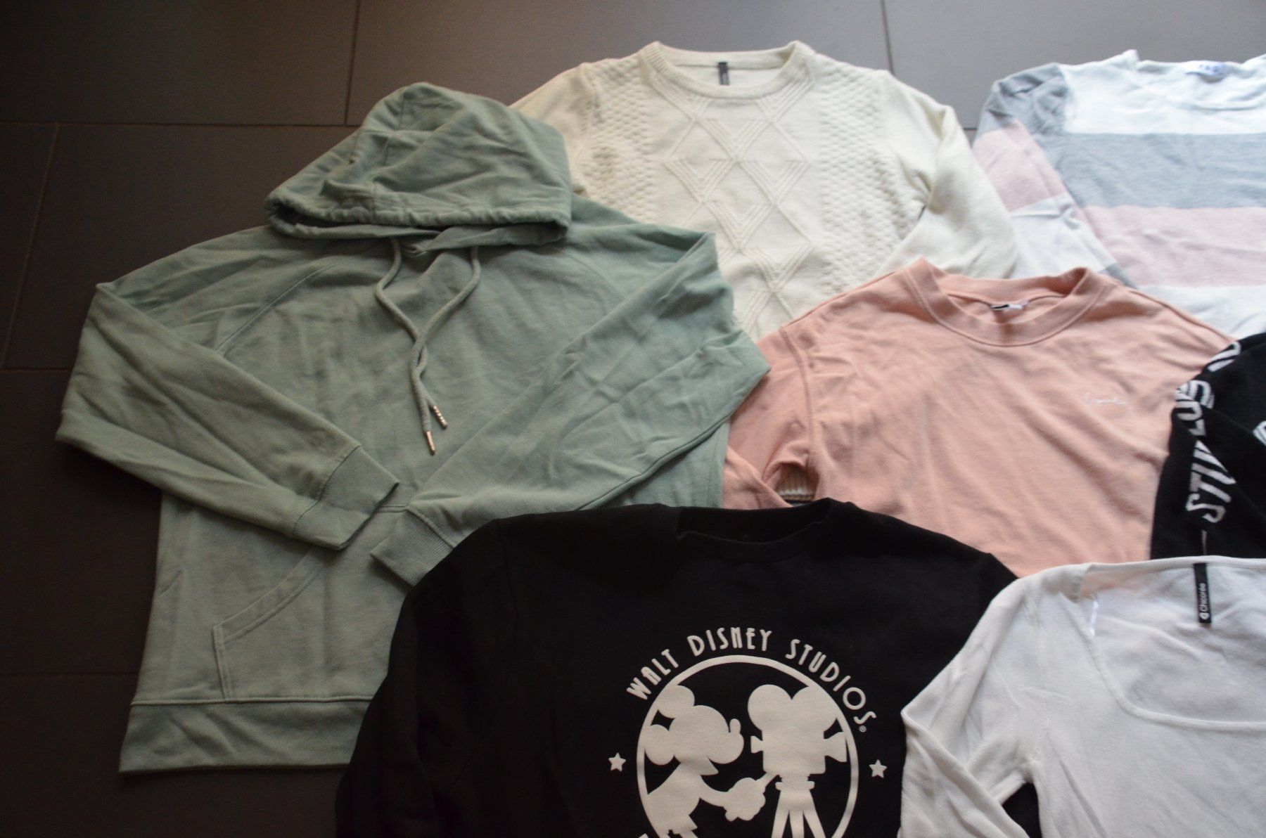 Pullover & Sweatshirts: 7 x Pullover / pull M/L – Gebraucht aus Collonges von arashee 4