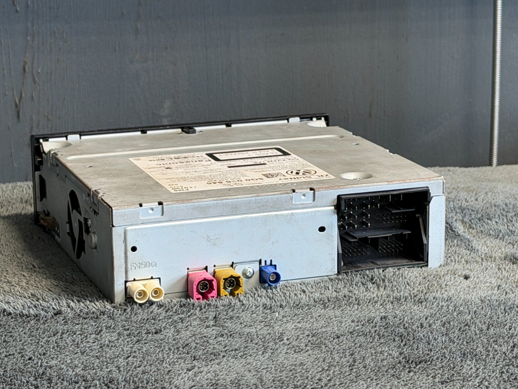 Radio: Original VW "COMPOSITION MEDIA" MIB STD Unit | GPS – Usato da Belp venduto da neno24 1
