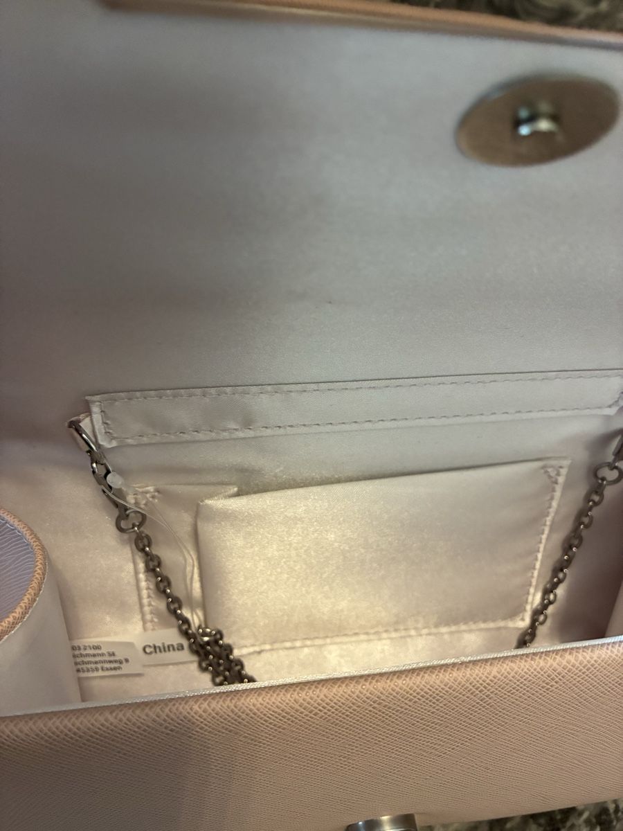 Sacs femmes: Clutch Tasche hellrosa mit Kette – Neuf (Voir description) à Adliswil par Datty 2