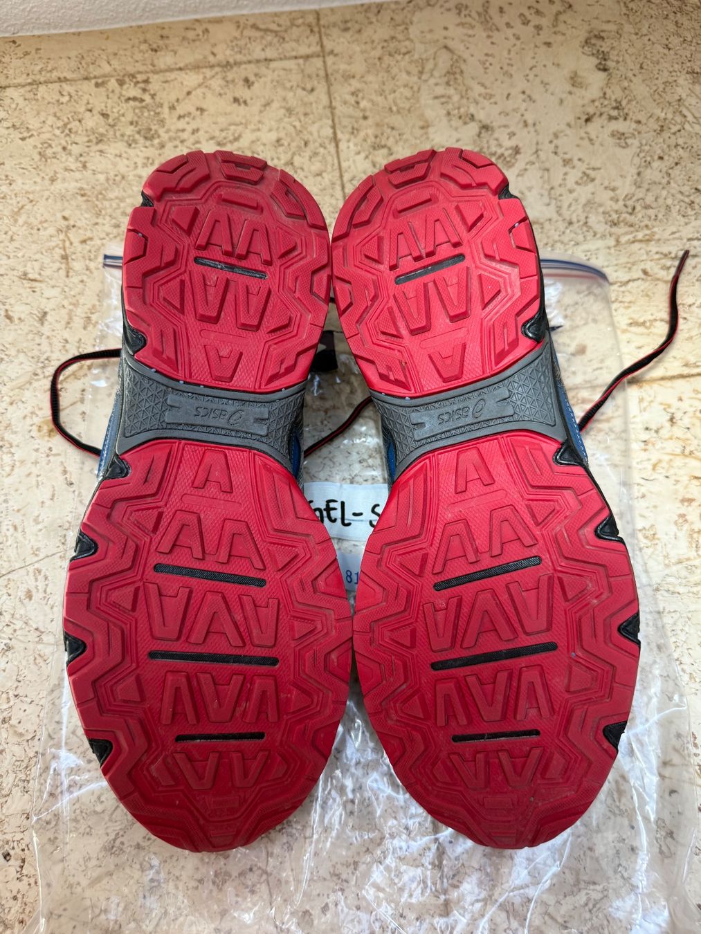 Asics Scarpe da uomo: Asics Gel-Sangaku – Usato da Worb venduto da le_castor 6