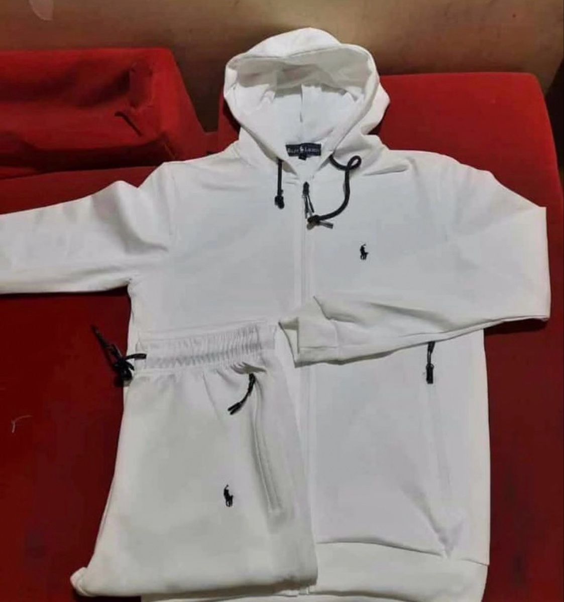 Ralph Lauren Completi: Completo Ralph Lauren – Nuovo (secondo la descrizione) da Bodio TI venduto da san_82m9
