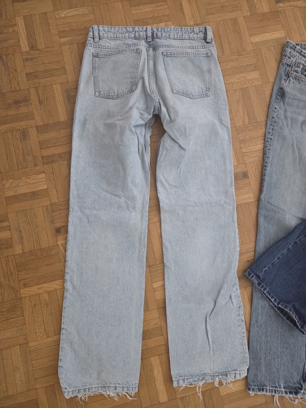 Pantaloni: 3 Hosen Zara und Pull and Bear – Usato da Zürich venduto da Shiva79 3