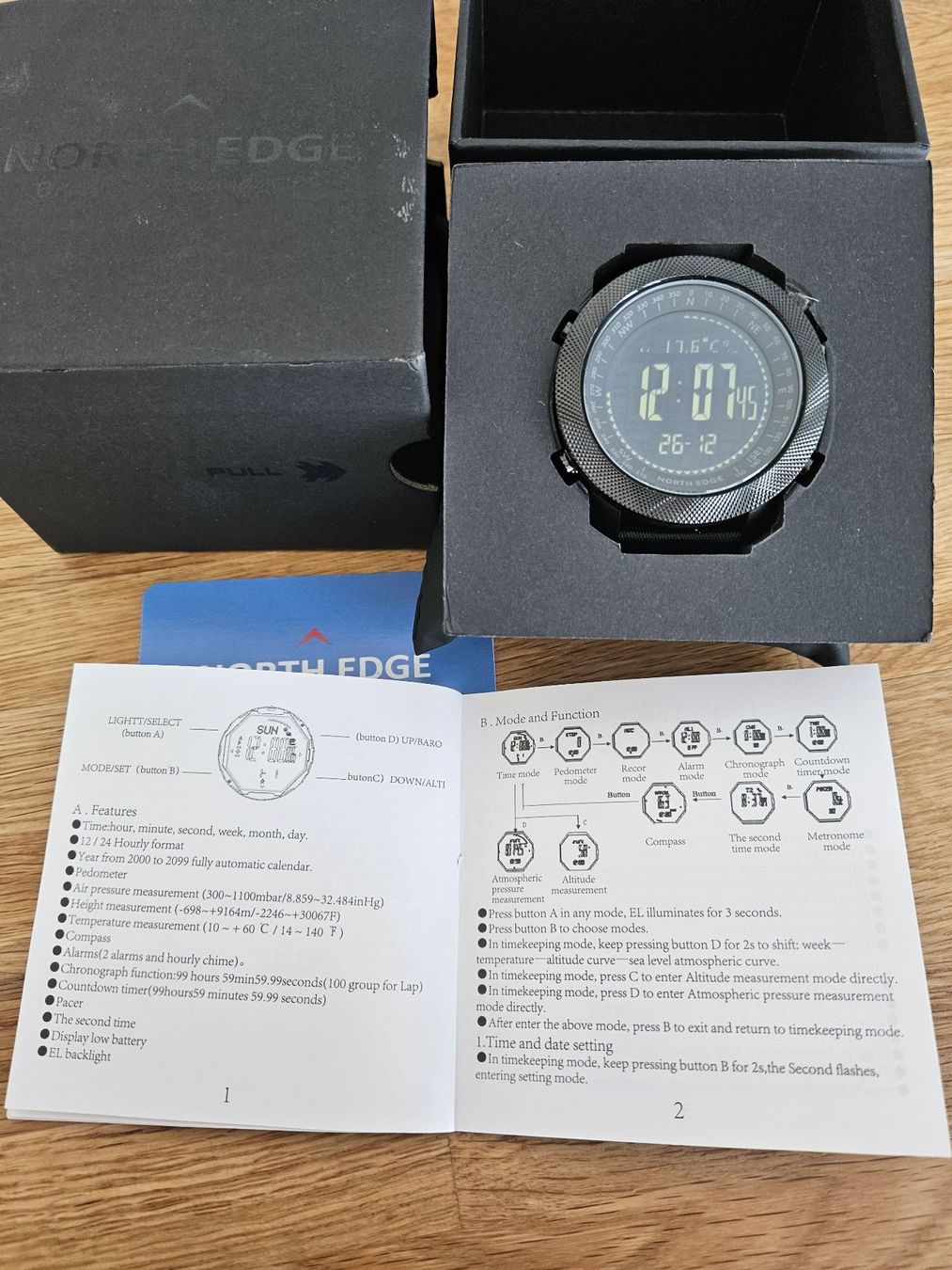 Orologi: Sportuhr mit Höhenmesser / North Edge APACHE / Neu – Nuovo (secondo la descrizione) da Einsiedeln venduto da Salusa 4
