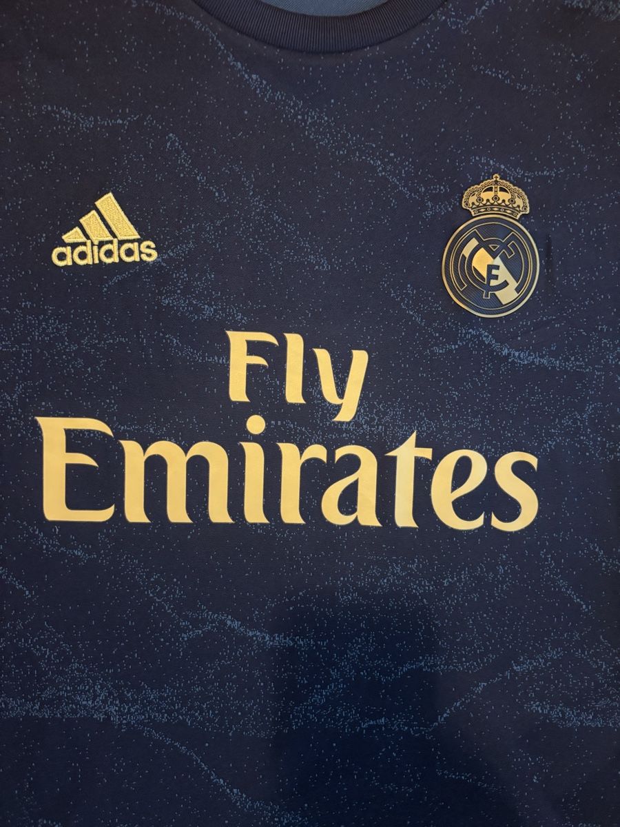 Adidas Canottiere & Pantaloni: Real Madrid Trikot Valverde – Usato da Zürich venduto da ChampShirts 2