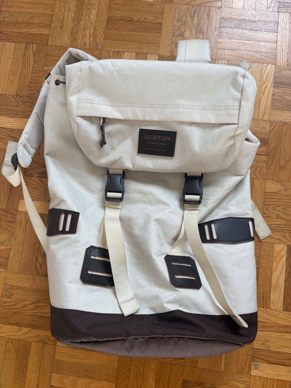 Burton Rucksäcke: Burton Rucksack – Gebraucht aus Oetwil an der limmat von sua_g8n6
