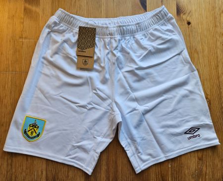 FC Burnley Hosen Shorts NEU Umbro Gr. 158 Kinder England