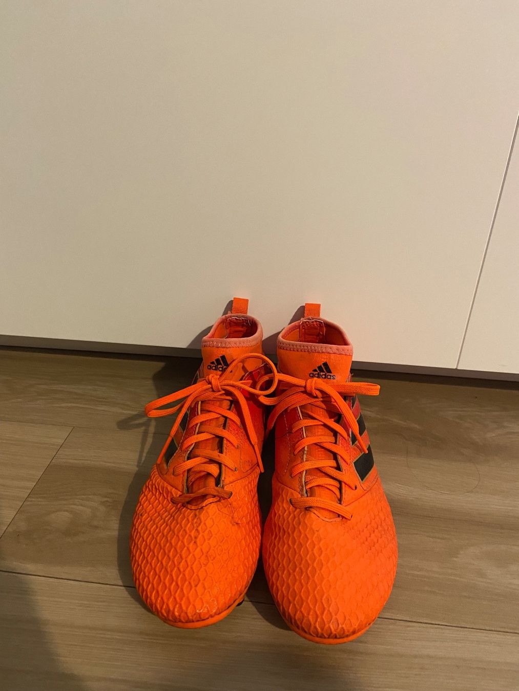 Adidas Scarpe da uomo: Chaussures de foot – Usato da Pomy venduto da Gtum 2