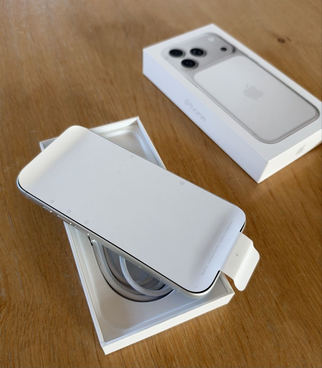 Apple Telefoni cellulari / Smartphones: iPhone 17 Pro 512 GB silber – Usato da Rohrbach venduto da Medoc80 4