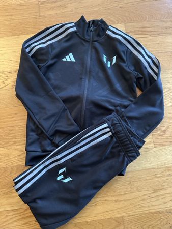 Adidas Messi Trainingsanzug Gr.140 neuwertig 