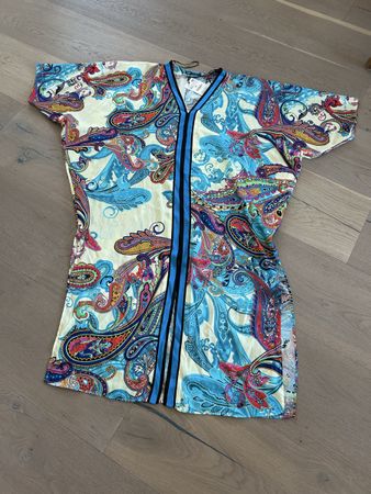 Kleid Kimono Zara NEU Gr. S weiss blau NP Fr. 89