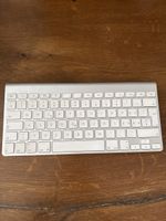 Clavier Apple sans fil, compact et en excellent état!