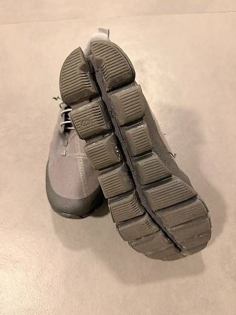 On Scarpe da uomo: ON Cloud Dip - Farbe Grau - Grösse 43 – Usato da Düdingen venduto da Josopero 2