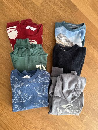 Pullover 134/140 Paket