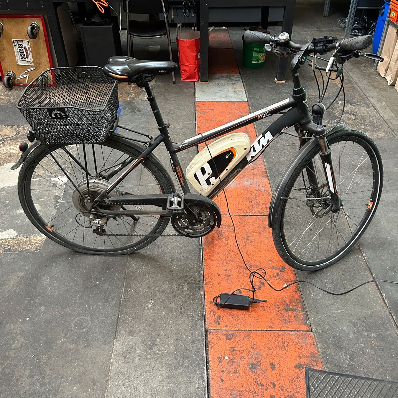 KTM Biciclette: KTM Elektrofahrrad mit diversen Mängel – Usato da Untersiggenthal venduto da sinamoll 8