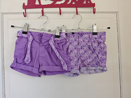 Shorts Gr 74, eher 80