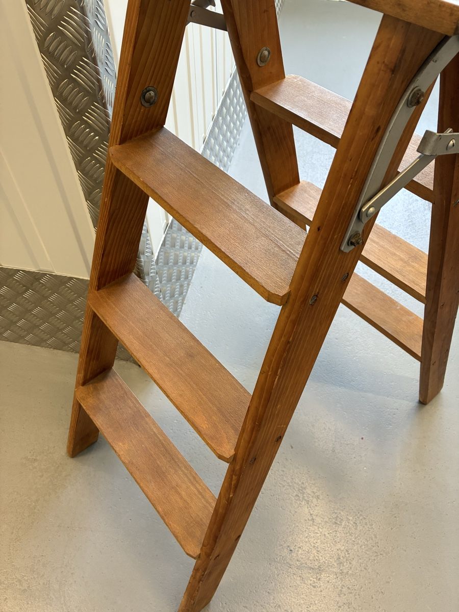 Scale: Vintage-Holzleiter  – Usato da Bern venduto da wisemagpie 5