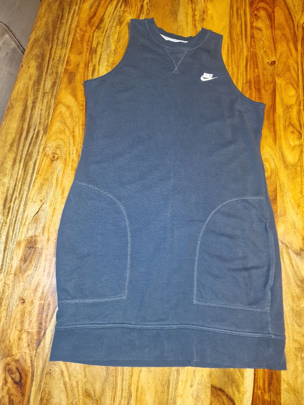 Nike Vestiti: Nike Kleid  Baumwolle Schwarz Gr. M – Usato da Niederwangen BE venduto da benbrik1 1