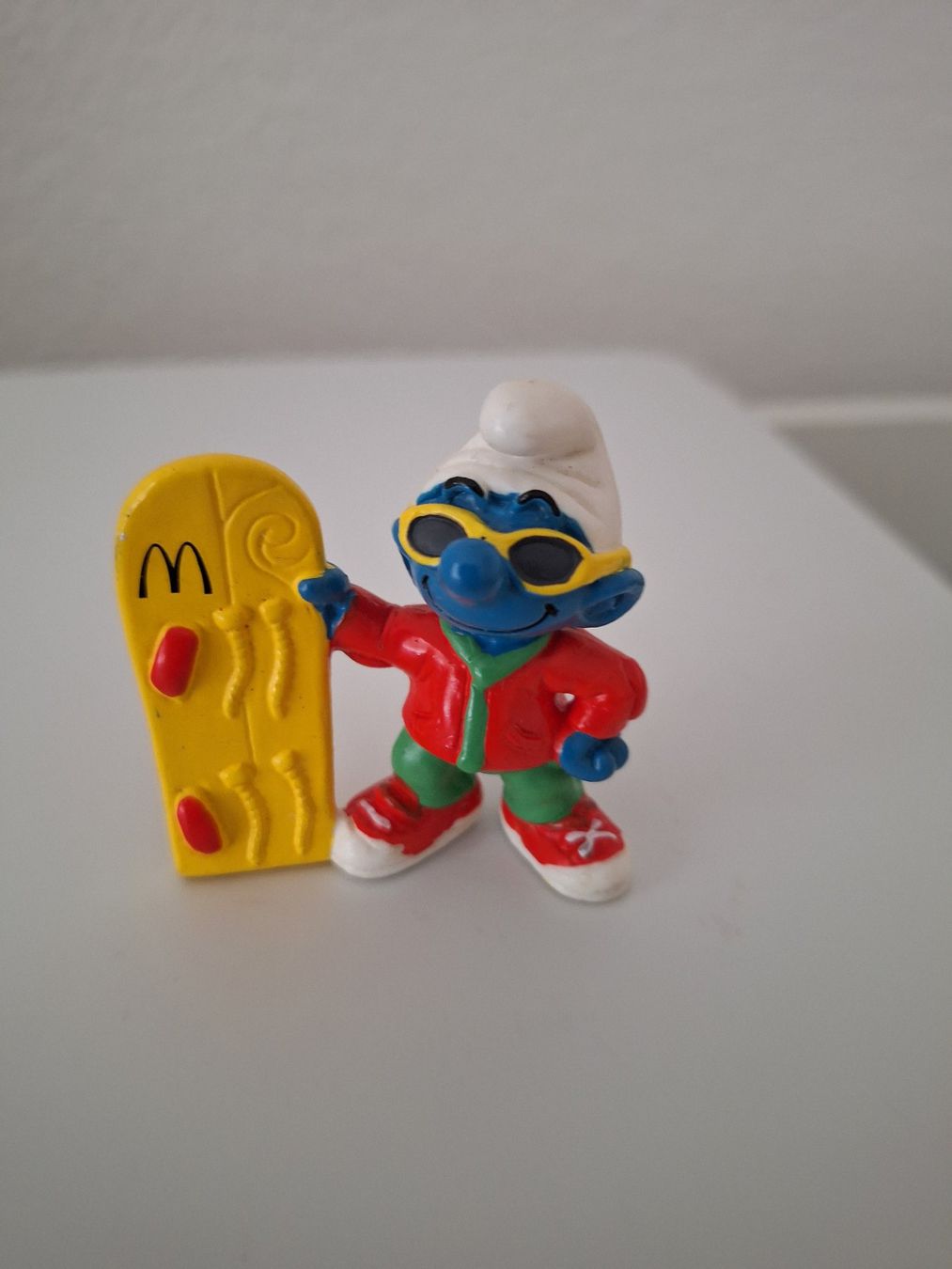 Mc Donald's Statuette: Snowboarder Mc Donald's – Usato da Rothrist venduto da Stranglehold