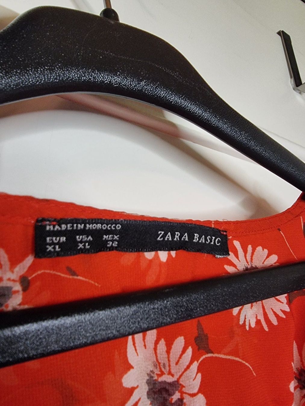 Zara Camicette: Zara Bluse Größe 40/L – Usato da Wald ZH venduto da Martin79 1