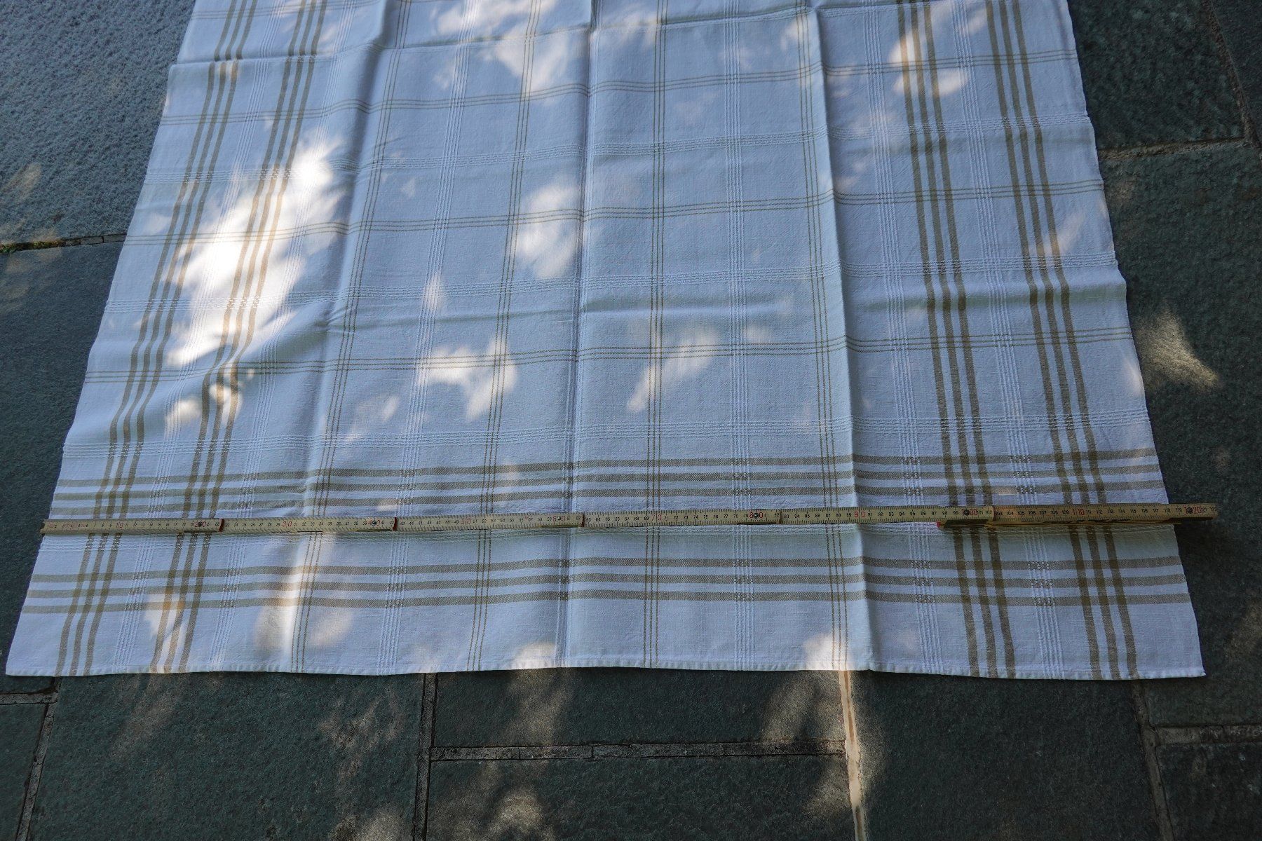 Altra biancheria da tavola: ältere Tischdecke + 3 Servietten creme/beige – Usato da Jona venduto da simongarden 8