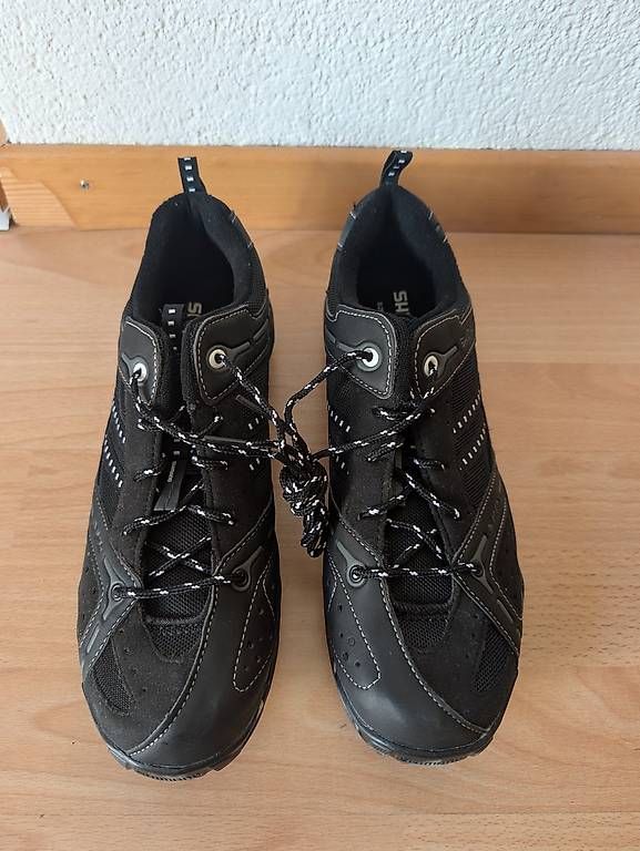 Shimano Scarpe da uomo: Shimano MT32 MTB Veloschuhe Gr. 45 – Nuovo (secondo la descrizione) da St. Gallen venduto da Tobyrobot