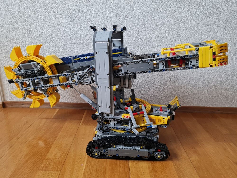 Lego Technik Bagger 293 (Gebraucht) in Würenlos für CHF 69 – nur ...