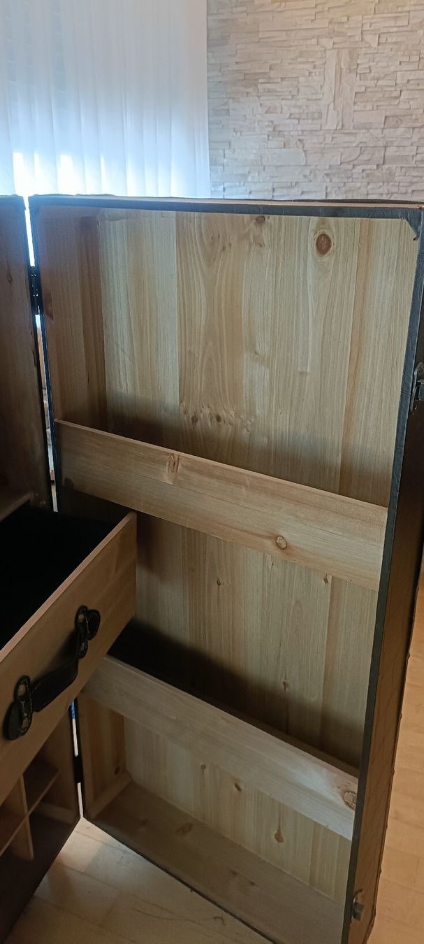 Cassapanche: Bar-Schrank Truhe auf Räder – Usato da Rothenburg venduto da Guidolino 5